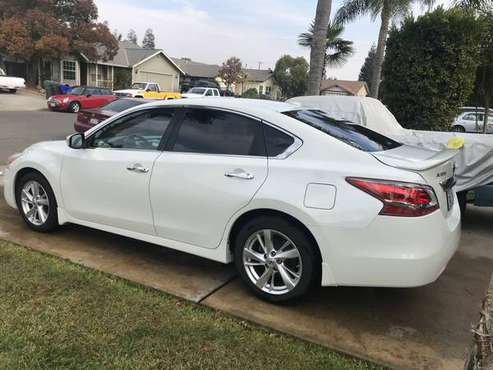 2013 Nissan Altima SL - cars & trucks - by owner - vehicle... for sale in Farmersville, CA