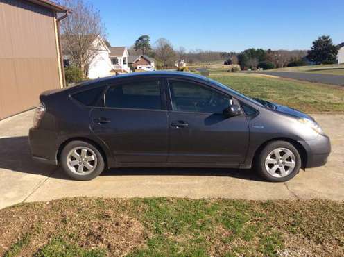 2007 Toyota Prius - cars & trucks - by owner - vehicle automotive sale for sale in Salisbury, NC