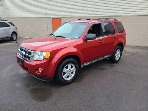 2010 Ford Escape XLT - - by dealer - vehicle for sale in Howell, MI