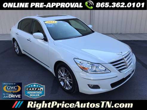 2011 HYUNDAI GENESIS*No Accidents*Leather*Navigation*Back-Up Camera* for sale in Sevierville, TN