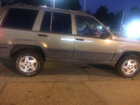 1995 Gold Jeep Cherokee for sale in Louisville, KY