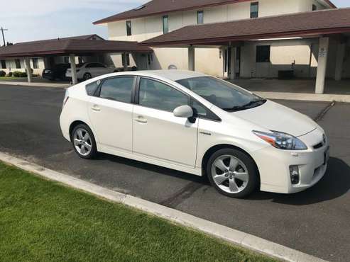 Toyota Prius Five - cars & trucks - by owner - vehicle automotive sale for sale in Moses Lake, WA
