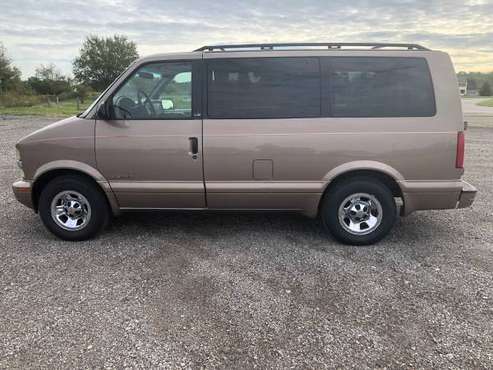 Chevy Astro Van LS Ext. RWD (Like New) for sale in Delta, OH
