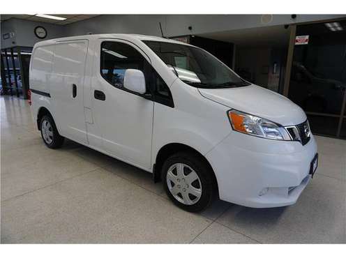 2015 Nissan NV200 SV Van 4D WE CAN BEAT ANY RATE IN TOWN! - cars & for sale in Sacramento , CA
