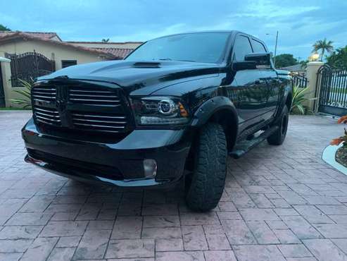 Ram 1500 SPORTS 4x4 2017 - cars & trucks - by owner - vehicle... for sale in 33012, FL