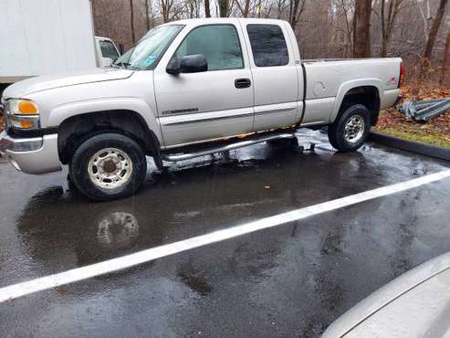 2005 Gmc Sierra 2500 HD extra cab 4x4 - cars & trucks - by owner -... for sale in Meriden, NY