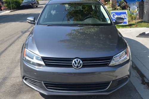 2013 Volkswagen Jetta 2.5 SE - cars & trucks - by owner - vehicle... for sale in Hermosa Beach, CA