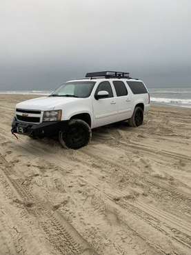 2007 Suburban 1500 - cars & trucks - by owner - vehicle automotive... for sale in Southern Shores, NC