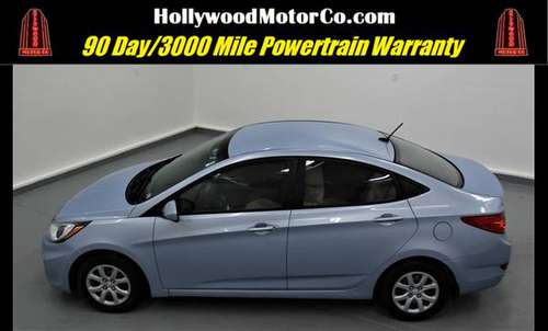 2013 Hyundai Accent - Financing Available! - cars & trucks - by... for sale in Saint Louis, MO
