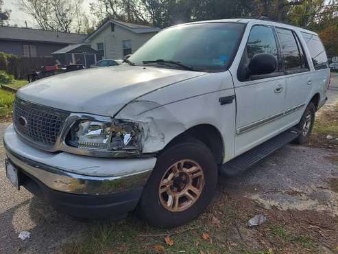 2000 Ford Expedition - cars & trucks - by dealer - vehicle... for sale in Charleston, SC