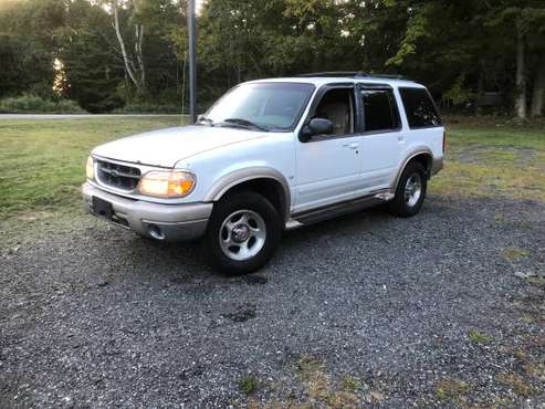 Ford Explorer Eddie Bower edition - cars & trucks - by owner -... for sale in North Franklin, CT