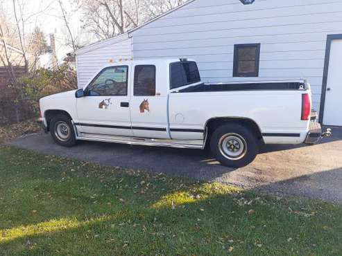 chevy 2500 ext cab - cars & trucks - by owner - vehicle automotive... for sale in Flint, MI