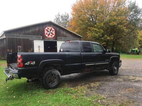 2004 Chevy 2500HD for sale in Cranesville, PA