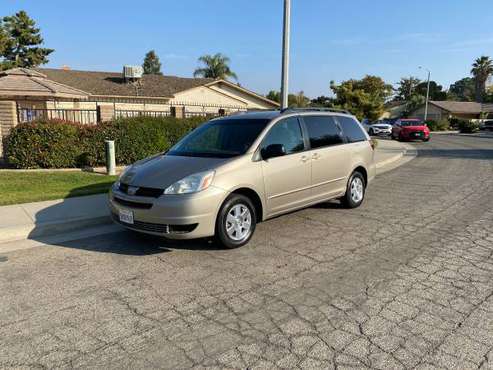 Toyota Sienna - cars & trucks - by owner - vehicle automotive sale for sale in Strathmore, CA
