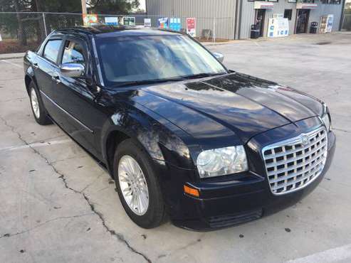 2009 Chrysler 300 136,000 miles - cars & trucks - by dealer -... for sale in New Brockton, AL