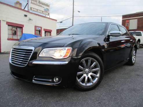 2012 Chrysler 300 Limited ** Clean Title/Leather/Camera & Bluetooth** for sale in Roanoke, VA