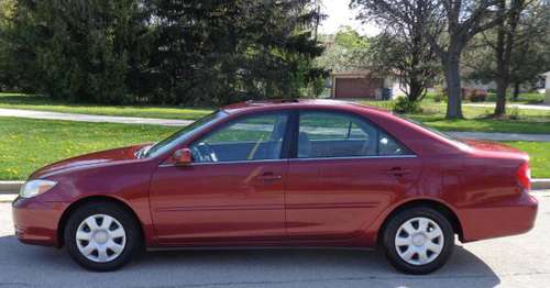 Toyota Camry with (52, 000) Miles for sale in milwaukee, WI