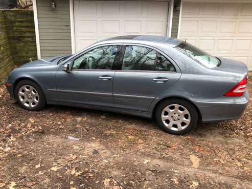 Mercedes-Benz 2005 C240 - cars & trucks - by owner - vehicle... for sale in Saint Paul, MN