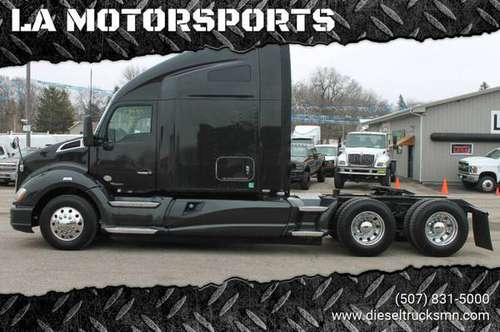 2015 KENWORTH T680 DOUBLE BUNK NEW TIRES AUTOMATIC NAV 455 HP PACCAR... for sale in WINDOM, MN