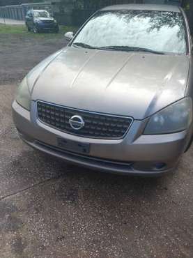 2006 NISSAN ALTIMA LIMITED..(2.5S)..CLEAN ..RUNS/DRIVES..GOOD... for sale in Jacksonville, FL