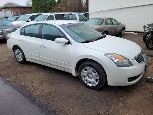 2009 Nissan Altima - cars & trucks - by owner - vehicle automotive... for sale in Savage, MN