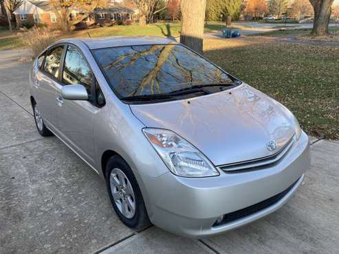 2005 Toyota Prius - cars & trucks - by owner - vehicle automotive sale for sale in Carmel, IN
