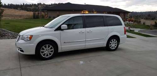 2014 Chrysler Town & Country - cars & trucks - by owner - vehicle... for sale in Billings, MT