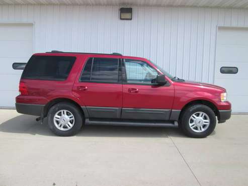2004 FORD EXPEDITION XLT - SHARP LOOKING VEHICLE - SEATS 8 - cars & for sale in Sioux City, IA
