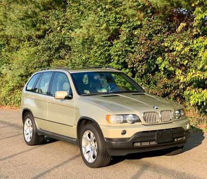 2002 BMW X5 4.4i SPORT LOW MILES CHAMPAGNE SUV RARE - cars & trucks... for sale in Norwalk, NY