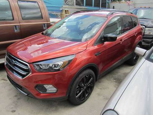2019 Ford escape SE 3K miles ecoboost 1.5L mechanic specal turbo -... for sale in Hollywood, FL