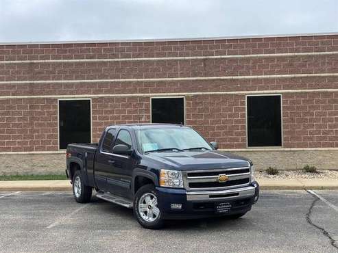 2011 Chevrolet Silverado 1500 LT - - by dealer for sale in Madison, WI
