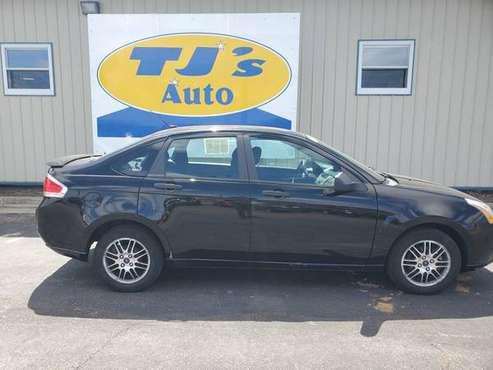 2010 Ford Focus SE - cars & trucks - by dealer - vehicle automotive... for sale in Wisconsin Rapids, WI