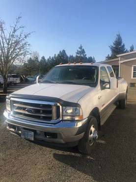 2004 F350 Like New, King Ranch Edition, Lariat Super Duty, Crew cab for sale in Roseburg, OR