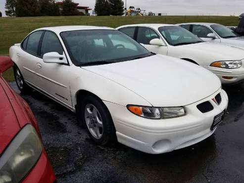 2002 PONTIAC GRAND PRIX SE 4 DOOR V6 RUNS AND DRIVES GREAT for sale in Kewanee, IL