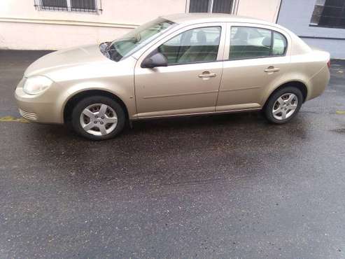 2007 chevy cobalt ls, great on gas, reliable economy car for sale in Columbus, OH