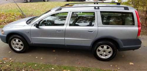 2002 Volvo V70 XC AWD Wagon for sale in North Branford , CT