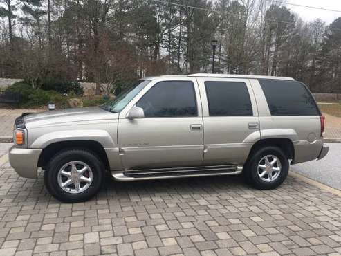 Gorgeous!! 1st Gen Escalade - cars & trucks - by owner - vehicle... for sale in Morrow, GA