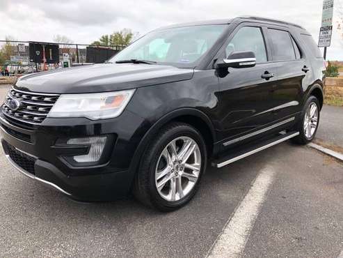 Mint Condition, 17 FORD EXPLORER XLT, Reverse Camera, Remote start for sale in Boston, MA