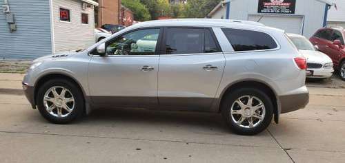 2010 Buick enclave cxl - cars & trucks - by dealer - vehicle... for sale in Dubuque, IA