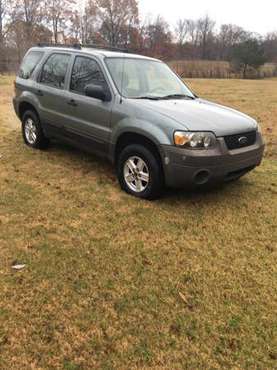 2006 Ford Escape ( little old lady’s) owner - cars & trucks - by... for sale in Millington, TN