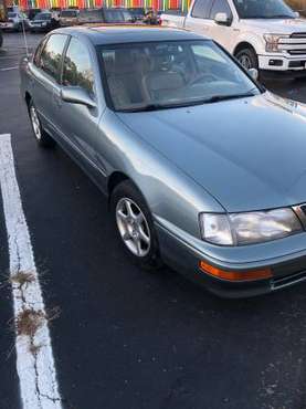1996 Toyota Avalon for sale in Loveland, OH