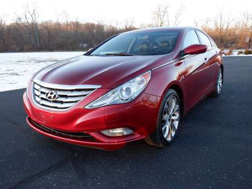 2011 HYUNDAI SONATA - cars & trucks - by dealer - vehicle automotive... for sale in Mansfield, OH