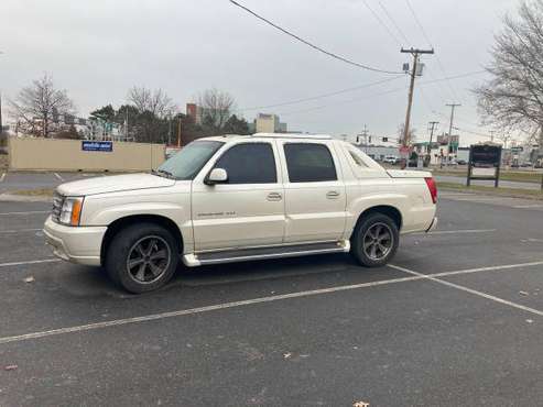 Cadillac Escalade EXT 2002 - cars & trucks - by owner - vehicle... for sale in Yarmouth, ME