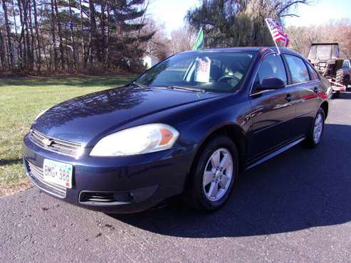 2010 CHEVROLET IMPALA 1LT ALMOST 30 MPG RELIABLE COMFORTABLE CAR!!!... for sale in COLUMBUS, MN