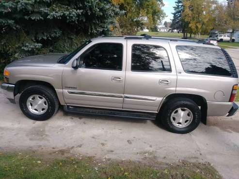 2004 Yukon for sale in Racine, WI