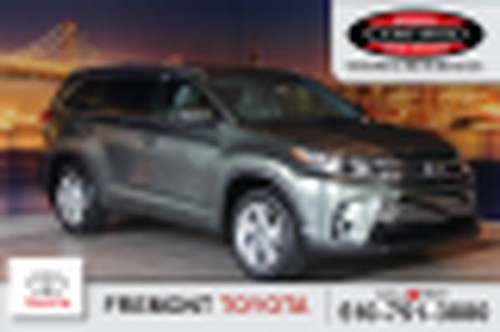 *2019* *Toyota* *Highlander* *Limited* - cars & trucks - by dealer -... for sale in Fremont, CA