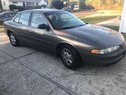 2002 Oldsmobile intrigue for sale in North Babylon, NY
