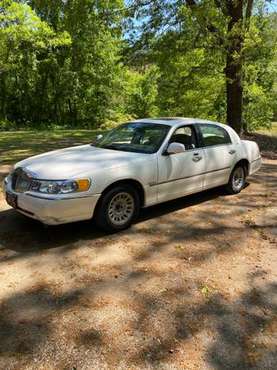 2006 lincoln town car for sale in Tupelo, MS
