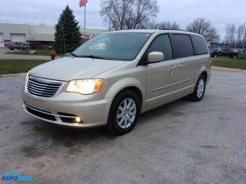 2014 Chrysler Town & Country Touring (1210) - cars & trucks - by... for sale in Byron Center, MI