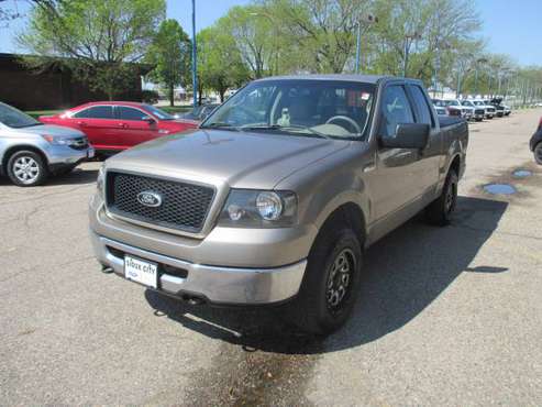 2006 Ford F150 Super Cab XLT 4x4 Pickup - - by dealer for sale in Sioux City, IA
